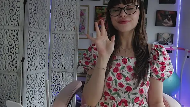 makiyahbelle online show from 17, 6, 2026