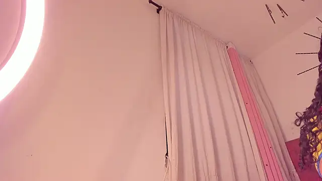 Snapshot of kathleen_brown chatting on 7, 7, 2026 kathleen brown online show from 7, 7, 2026