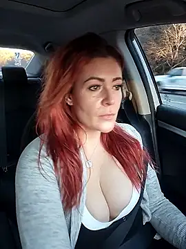 Snapshot of HollyTattoo chatting on 13, 1, 2026 HollyTattoo online show from 13, 1, 2026