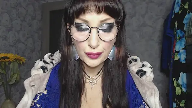 Aziza1 online show from 7, 11, 2025