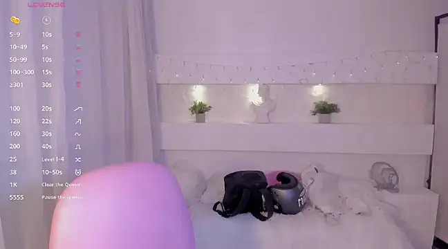 AshleyRoys online show from 29, 12, 2024