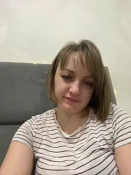 Snapshot of Amelie_Shy chatting on 24, 12, 2024 Amelie Shy online show from 24, 12, 2024
