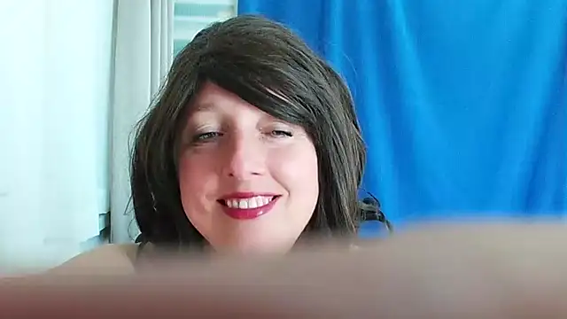 Snapshot of hotdestany chatting on 14, 6, 2026 hotdestany online show from 14, 6, 2026