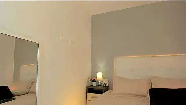 Snapshot of NataliaBuiles chatting on 21, 5, 2026 NataliaBuiles online show from 21, 5, 2026