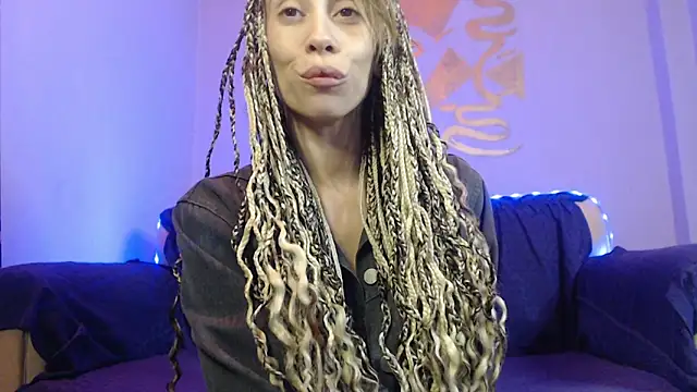 DIOSAHONEY online show from 9, 5, 2026