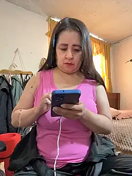 Snapshot of latinfemale chatting on 10, 7, 2026 latinfemale online show from 10, 7, 2026
