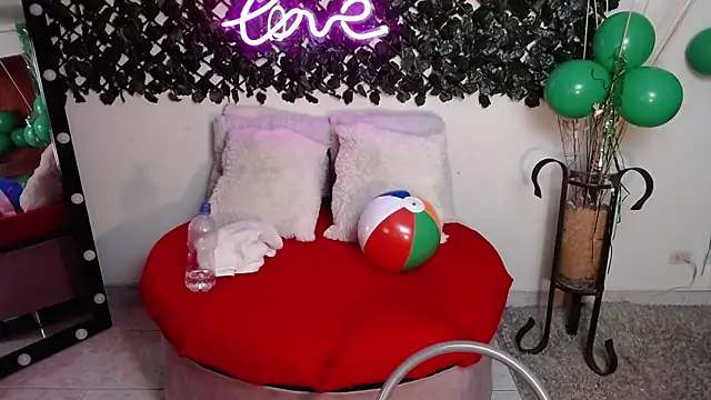 DestinyHills online show from 18, 3, 2025