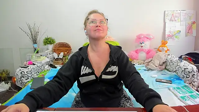 IamYourNarcotic online show from 18, 4, 2026