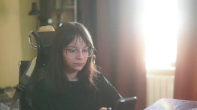 alyssa sweet online show from 25, 9, 2025