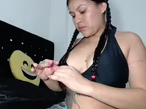Snapshot of venuz_mendoza20 chatting on 25, 2, 2025 venuz mendoza20 online show from 25, 2, 2025