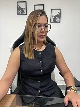 Snapshot of KellyBrooklyn_ chatting on 21, 3, 2025 KellyBrooklyn online show from 21, 3, 2025