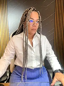 Snapshot of KellyBrooklyn_ chatting on 15, 10, 2025 KellyBrooklyn online show from 15, 10, 2025