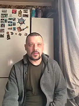 Snapshot of DanielOhCool chatting on 12, 2, 2025 DanielOhCool online show from 12, 2, 2025