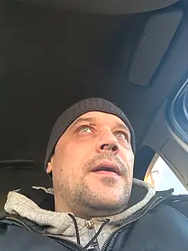 Snapshot of DanielOhCool chatting on 21, 2, 2025 DanielOhCool online show from 21, 2, 2025