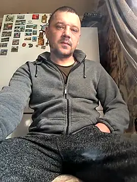 Snapshot of DanielOhCool chatting on 26, 2, 2025 DanielOhCool online show from 26, 2, 2025