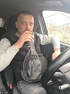 Snapshot of DanielOhCool chatting on 17, 3, 2025 DanielOhCool online show from 17, 3, 2025