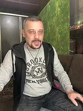 Snapshot of DanielOhCool chatting on 17, 3, 2025 DanielOhCool online show from 17, 3, 2025