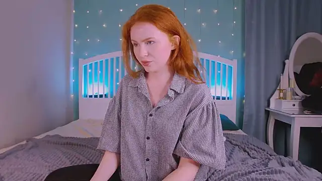 Snapshot of GingerArin chatting on 24, 11, 2025 GingerArin online show from 24, 11, 2025