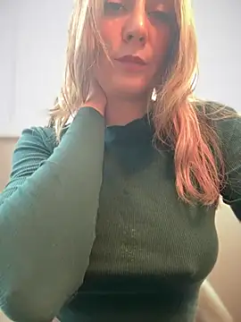 Snapshot of Puzdosia chatting on 13, 2, 2025 Puzdosia online show from 13, 2, 2025