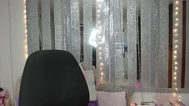 mijal queen online show from 24, 12, 2024