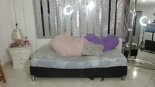 mijal queen online show from 18, 1, 2025