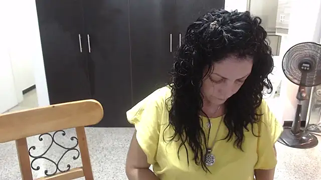 mijal queen online show from 21, 3, 2025