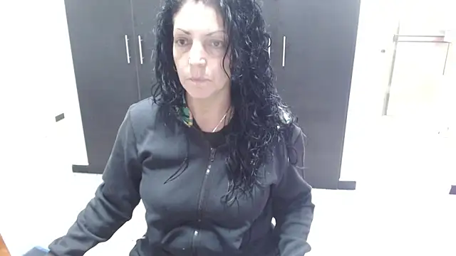 mijal queen online show from 27, 9, 2025