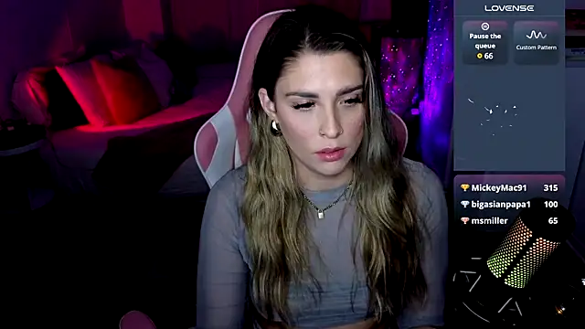 Snapshot of queenxlexy chatting on 11, 12, 2024 queenxlexy online show from 11, 12, 2024