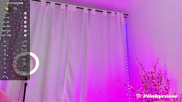 rosseblondee online show from 7, 2, 2025