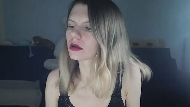 night is dark online show from 14, 12, 2025