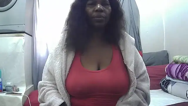 Snapshot of Delicioussexy chatting on 8, 7, 2026 Delicioussexy online show from 8, 7, 2026