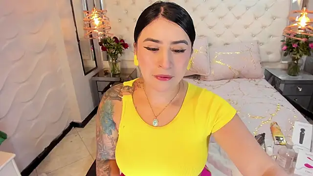 Snapshot of Nara_belen chatting on 21, 2, 2025 Nara belen online show from 21, 2, 2025