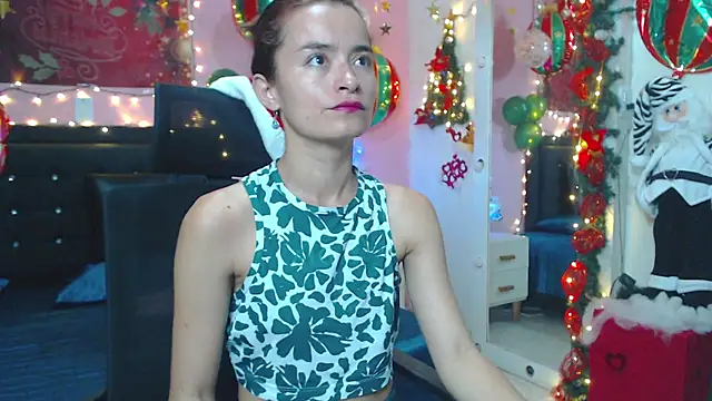 NicoleSantana online show from 15, 12, 2025