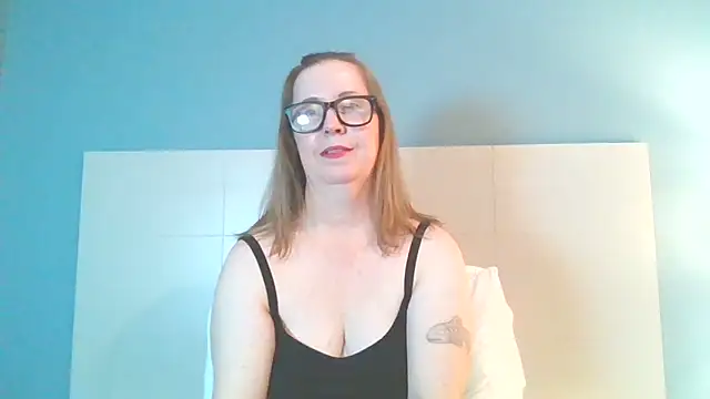 SweetandNaughty1 online show from 1, 1, 2025