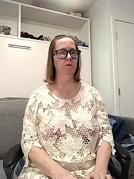 SweetandNaughty1 online show from 14, 1, 2026