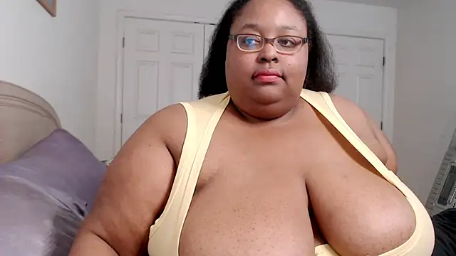 Loves Aura online show from 31, 1, 2025