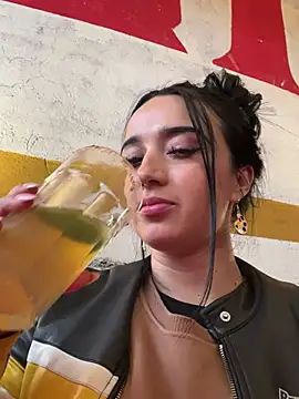 EmmyEvans1 online show from 17, 2, 2025