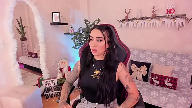 EmmyEvans1 online show from 19, 11, 2025