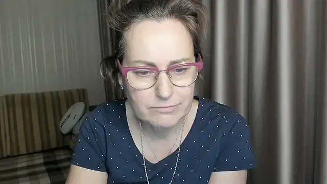 lauraoven online show from 15, 1, 2025