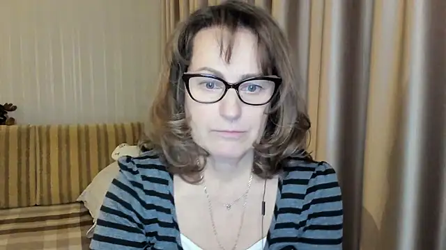 lauraoven online show from 19, 2, 2025