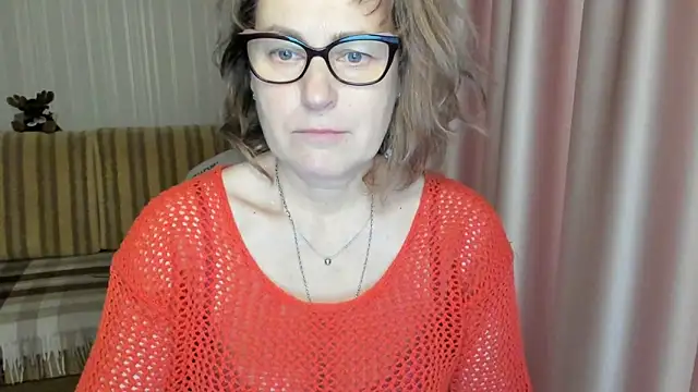 lauraoven online show from 5, 3, 2025