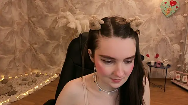 Snapshot of CloudGrace chatting on 17, 2, 2026 CloudGrace online show from 17, 2, 2026