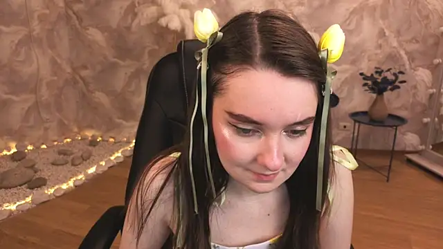 Snapshot of CloudGrace chatting on 24, 2, 2026 CloudGrace online show from 24, 2, 2026