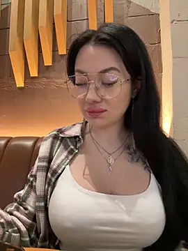 Wet  Bunny online show from 20, 9, 2025