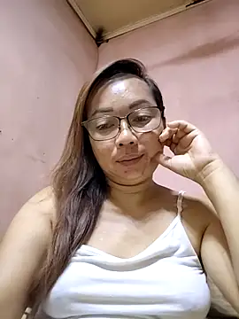 asianwet4u online show from 5, 4, 2026