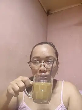 asianwet4u online show from 7, 6, 2026
