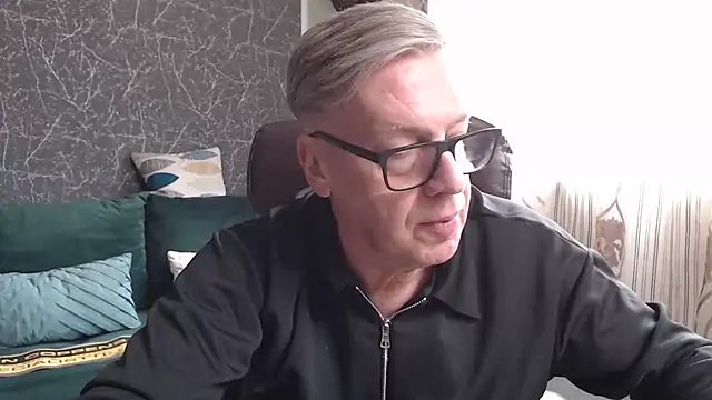 Snapshot of RobertStripX chatting on 28, 2, 2026 RobertStripX online show from 28, 2, 2026