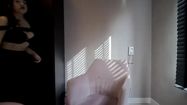 avajade online show from 18, 2, 2026