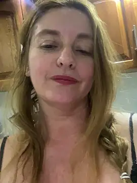 moniquerainx online show from 22, 3, 2025