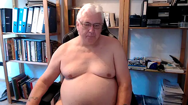 Snapshot of SchwanzhureXXL chatting on 19, 6, 2026 SchwanzhureXXL online show from 19, 6, 2026